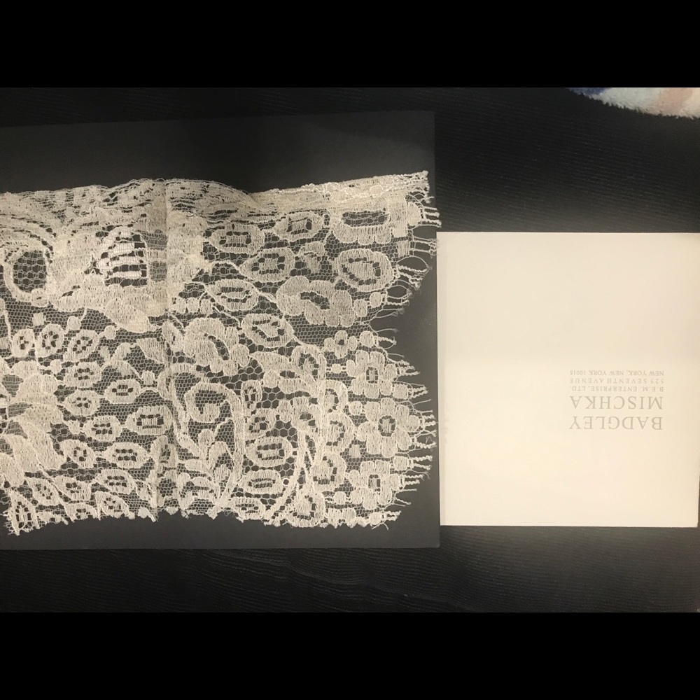 BADGLEY MISCHKA Wedding Gown! - Picture 3 of 10